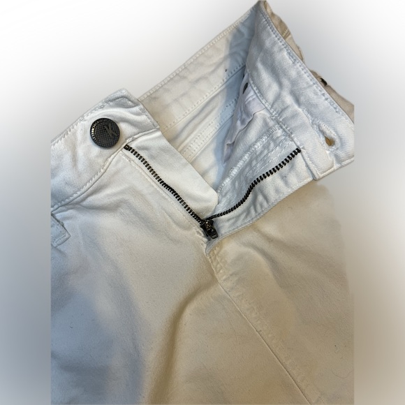 KUT Connie Step Raw Hem Stretch Cotton Skirt Size 4 White Mildly Distressed - Picture 8 of 13